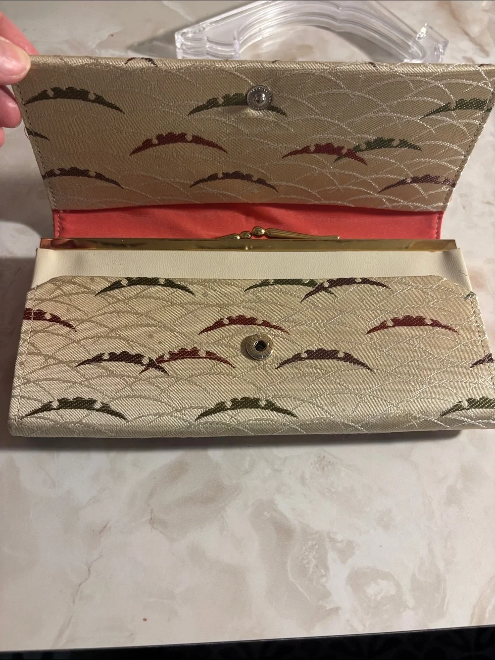Vintage Shiseido kiss lock clutch in Beige Brocade fabric